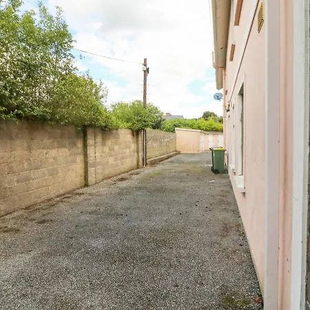 8 Scrahan Place Apartman Cill Airne