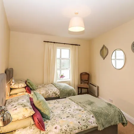 8 Scrahan Place