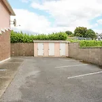 8 Scrahan Place شقة *
