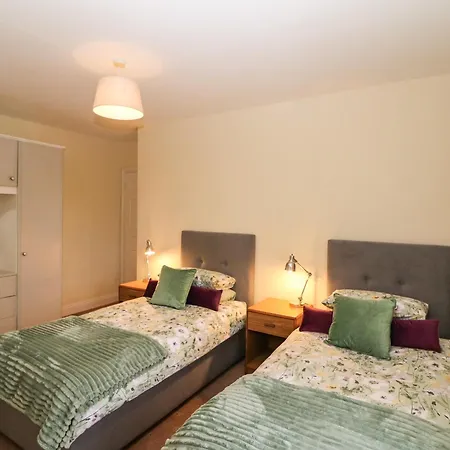Apartman 8 Scrahan Place Cill Airne