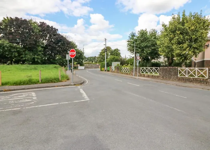 8 Scrahan Place * Cill Airne